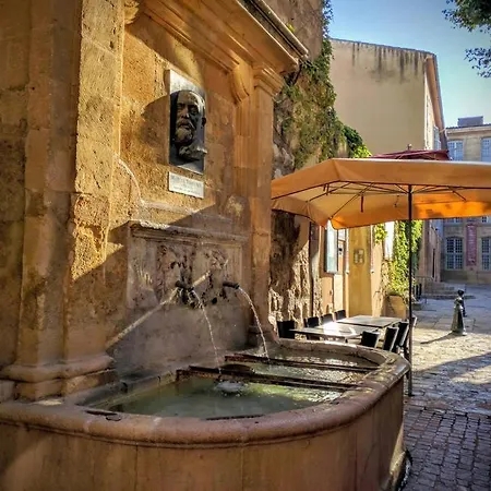 Historic Center, Floor W View Apartment Aix-en-Provence